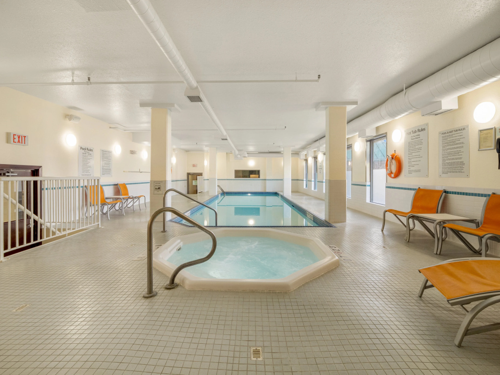 Holiday Inn Conference Center Edmonton South by IHG - Général