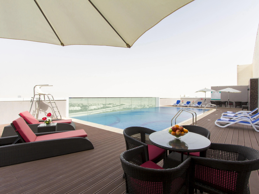 Отель Treppan Hotel & Suites by Fakhruddin — фото