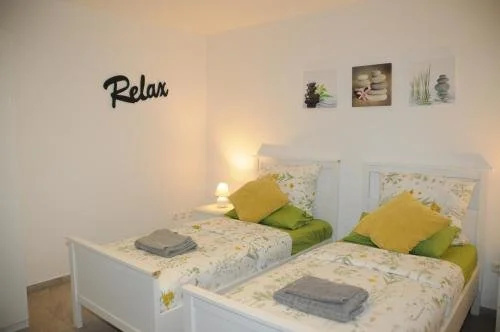 DiBeKa Apartments Kln Messe