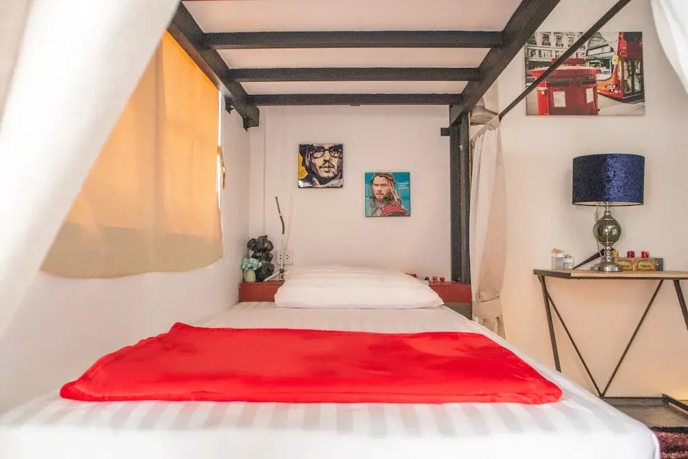 Кровать в общем номере (женский номер) в OYO 617 Tira Hostel chalong Phuket