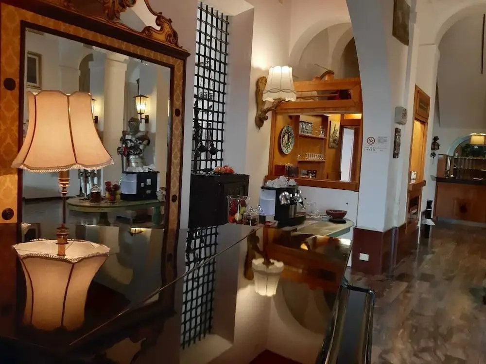 Hotel photo 19