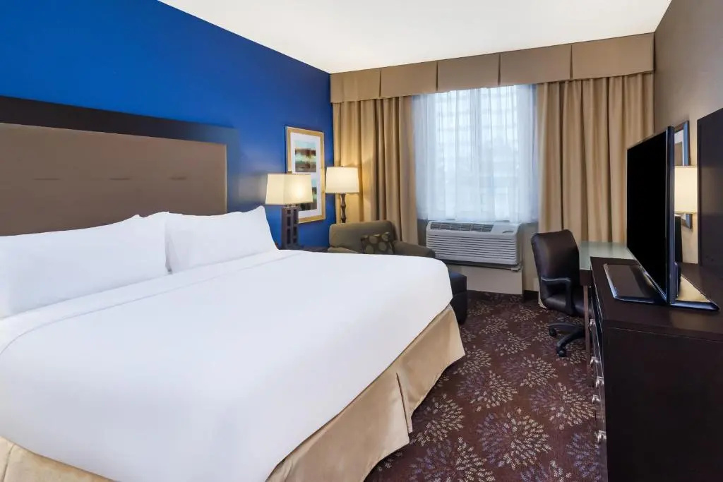 Holiday Inn Terre Haute by IHG - Chambres