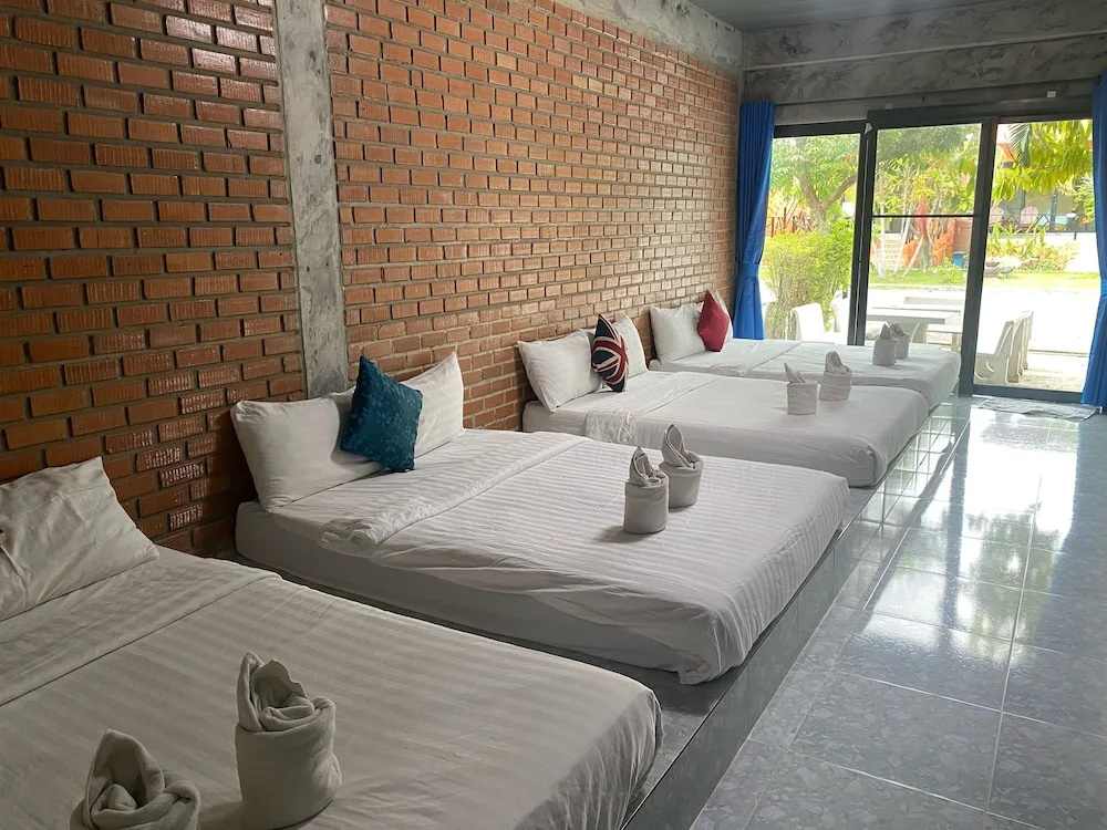 Standard Quadruple Family room with balcony