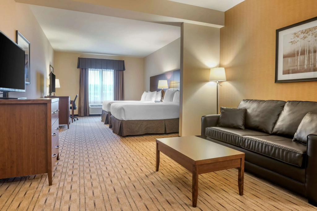Double Suite (full double bed)