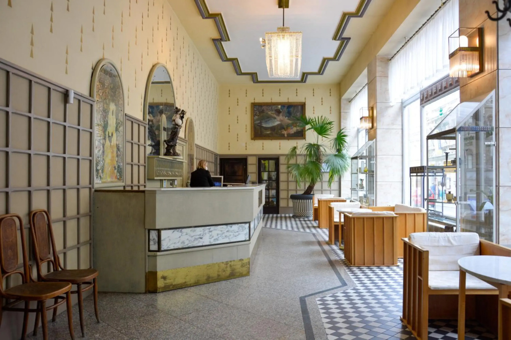 Hotel photo 2