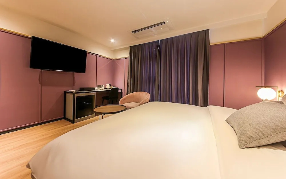 Brown Dot Hotel Nampo Chungmu - Chambres