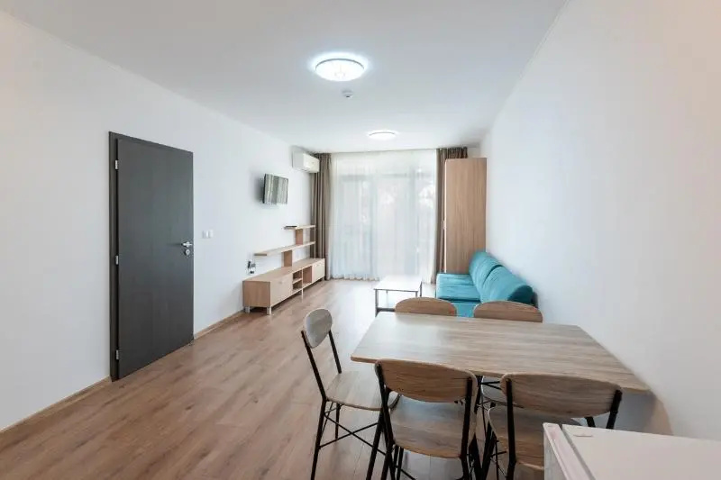 2 Bedrooms Apartment with balcony