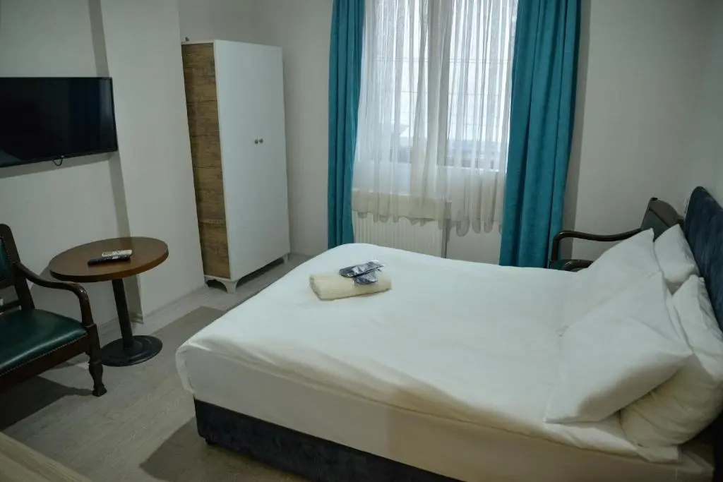 Standard Double room with garden view (full double bed)