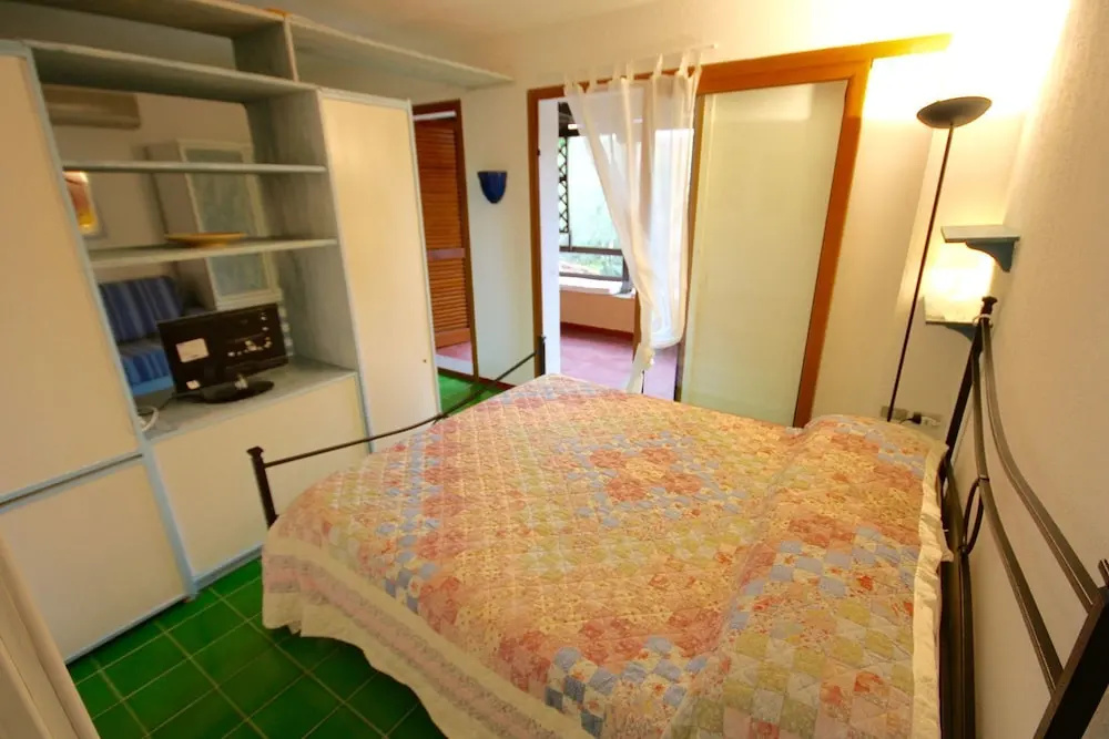 Double Studio with balcony (full double bed)