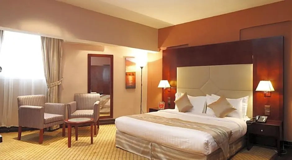 Deluxe Double room (full double bed)