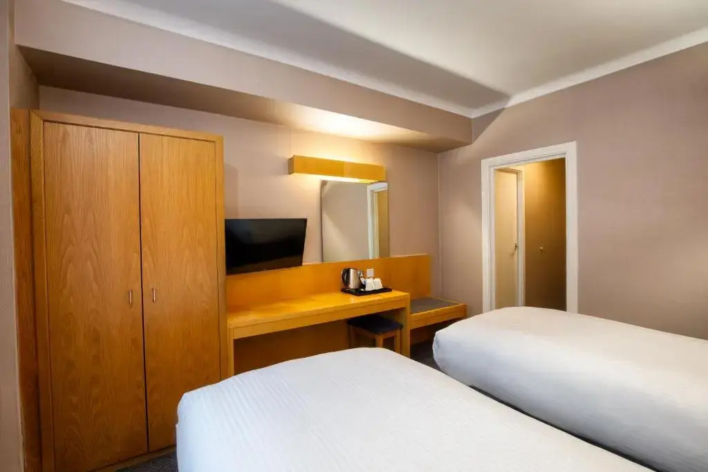 Double room (twin beds)