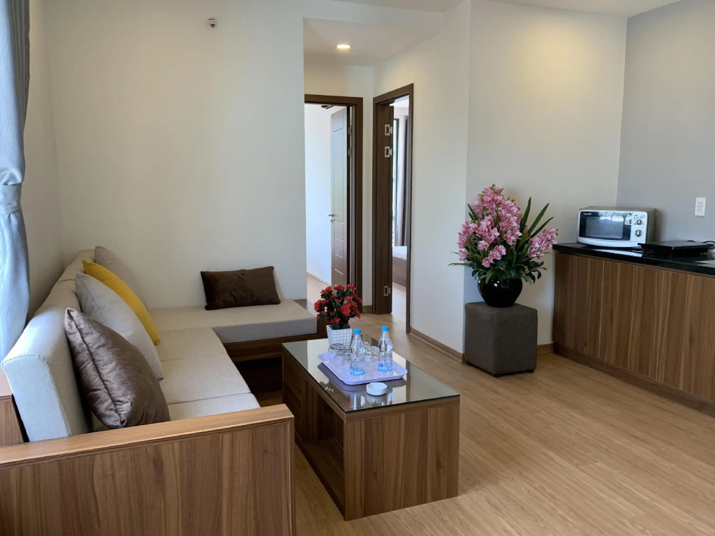 2 Bedrooms Apartment