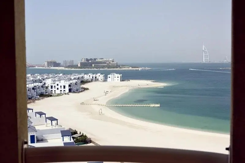 Beach & Waterfront