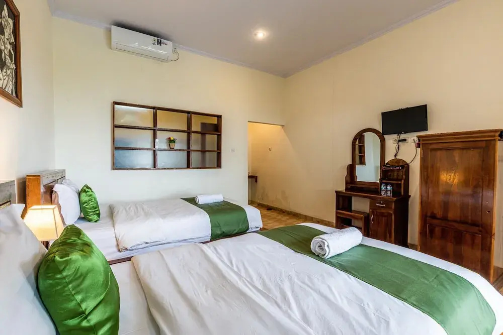 Deluxe Double room with sea view (twin beds)