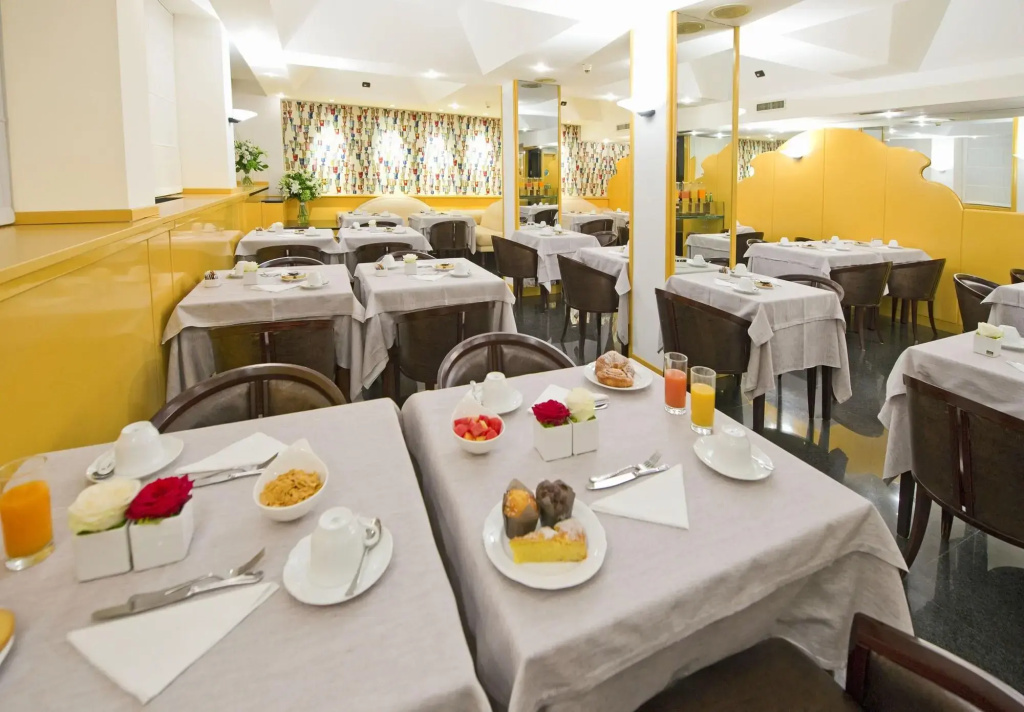 Hotel photo 18