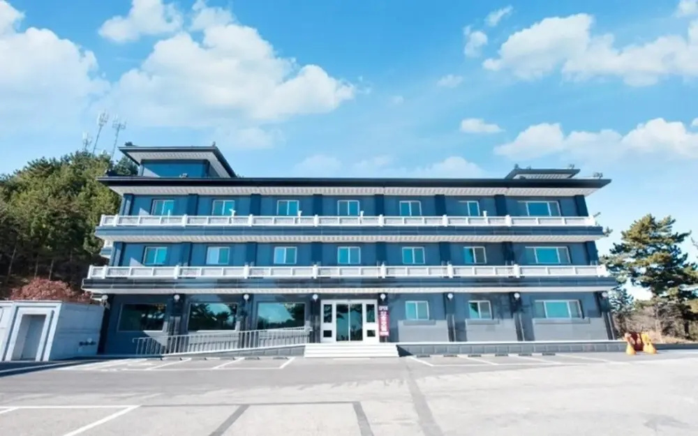Samcheok Yonghwa Hotel