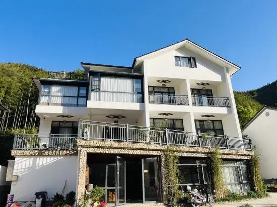 Anji Yunshang Grassland lu yuan Homestay