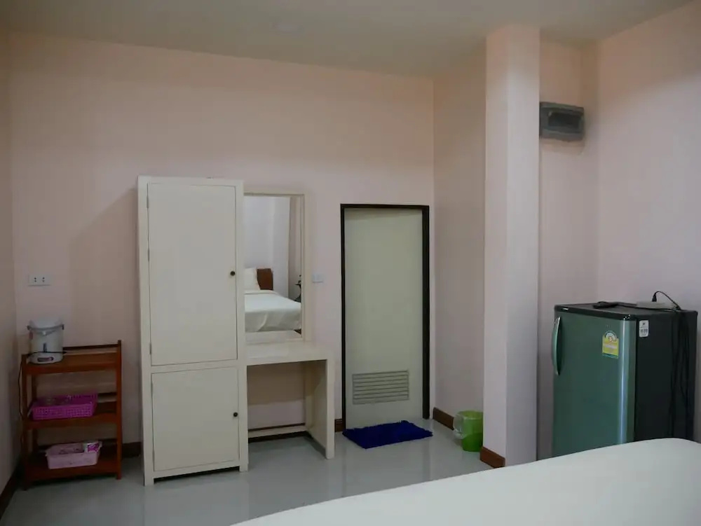 Deluxe Double Bungalow with balcony twin beds