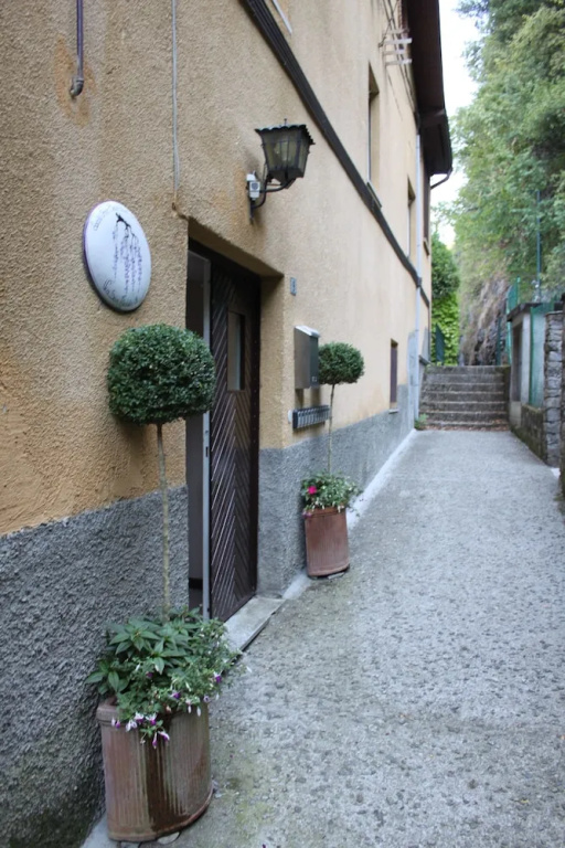 Lake Como Beach Resort and Villas