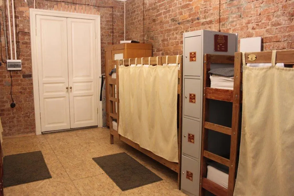 Old Flat Hostel na Sovetskoy — 2