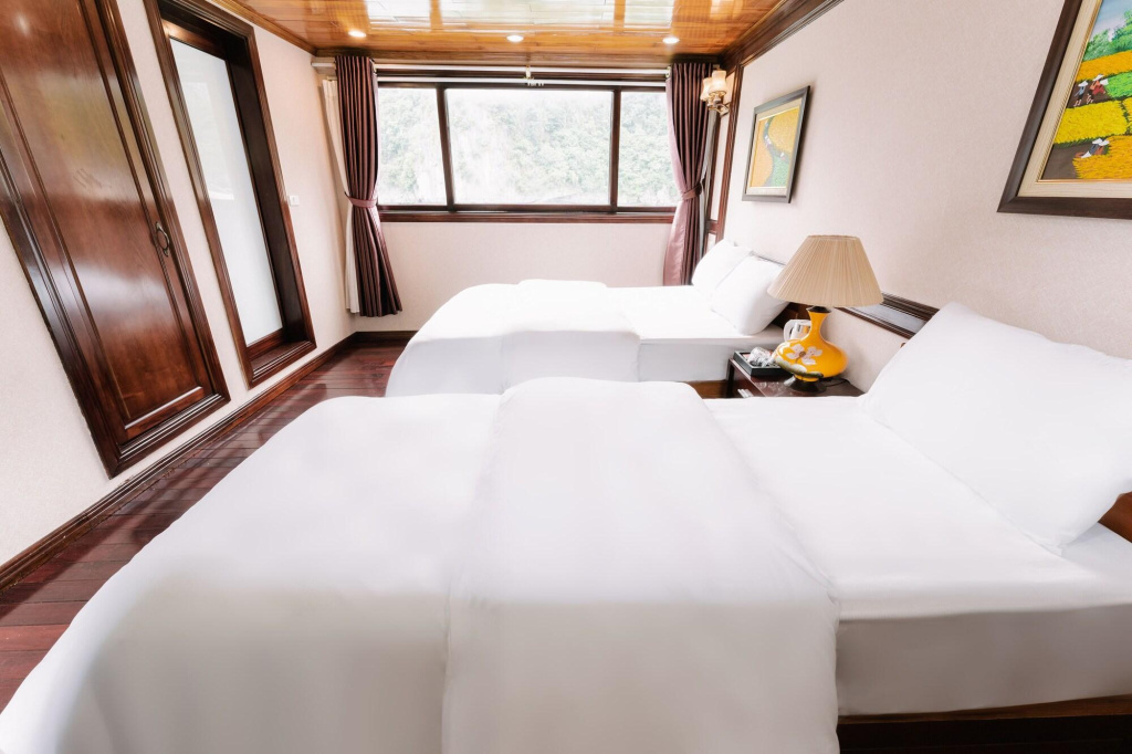 Honey Boutique Cruise in Haiphong