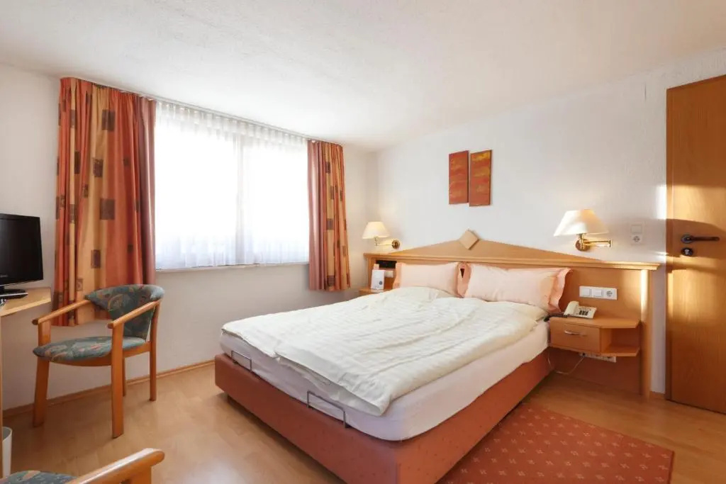 Hotel Pension Stern - Chambres