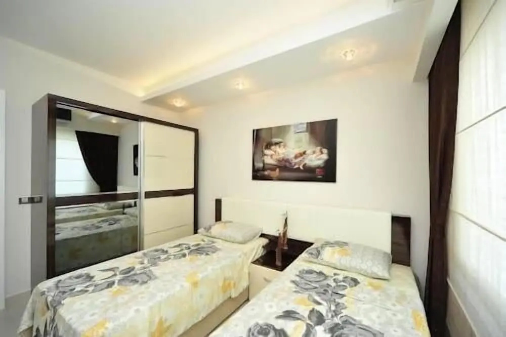 2 Bedrooms Apartment with balcony