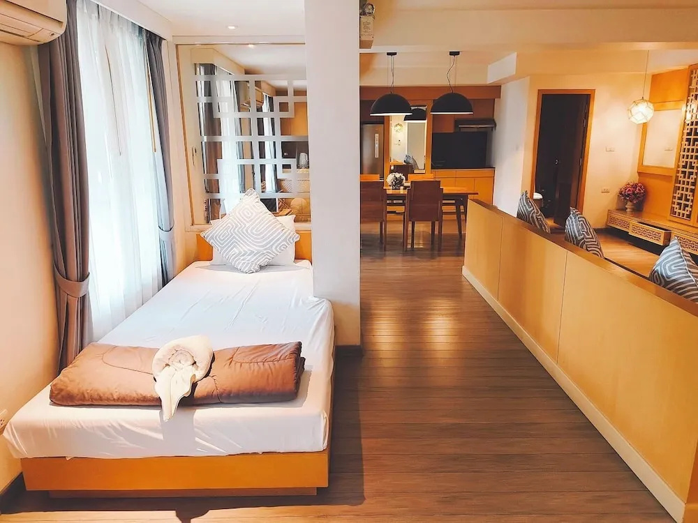 Moon Dragon Hotel - Chambres