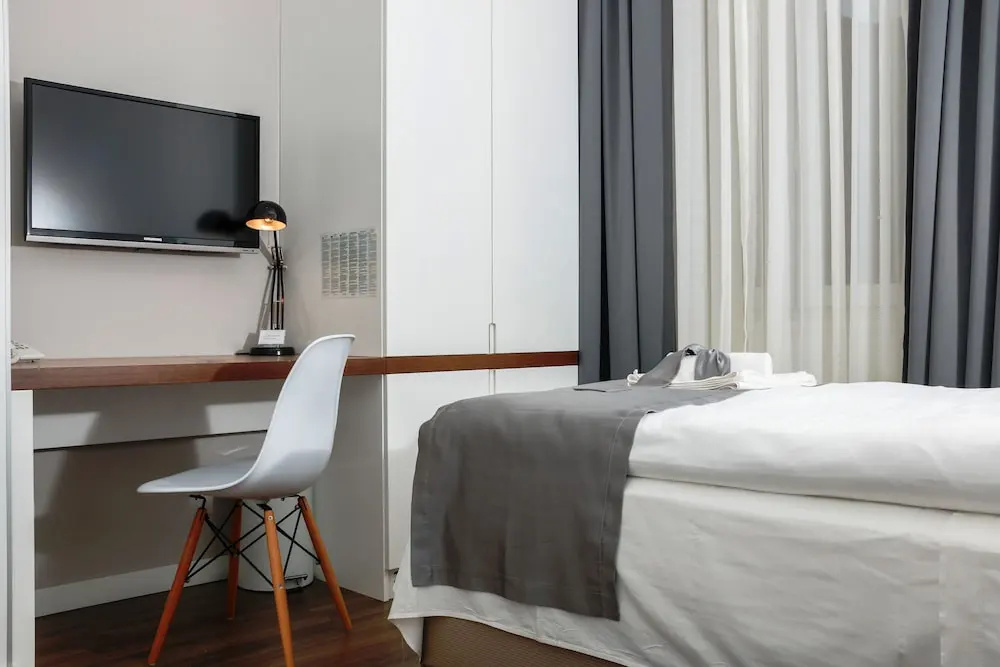 Standard Single room (single bed)
