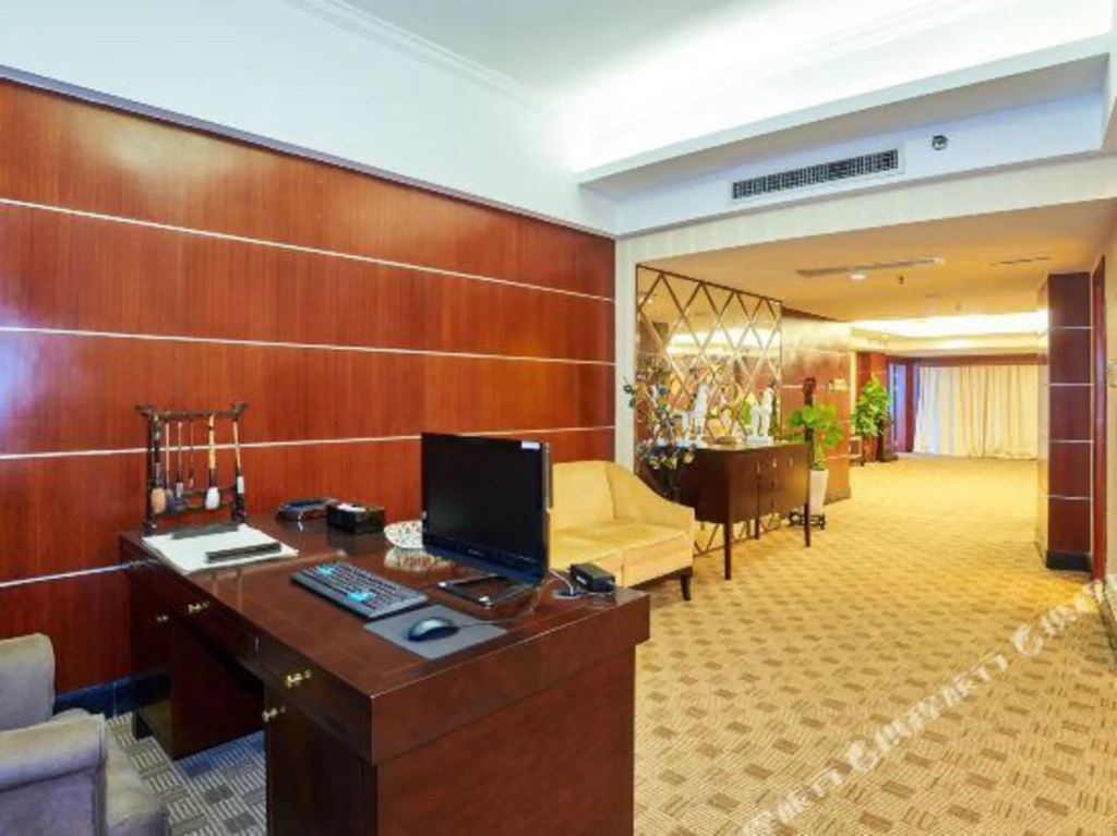 Longhai Diamond Hotel
