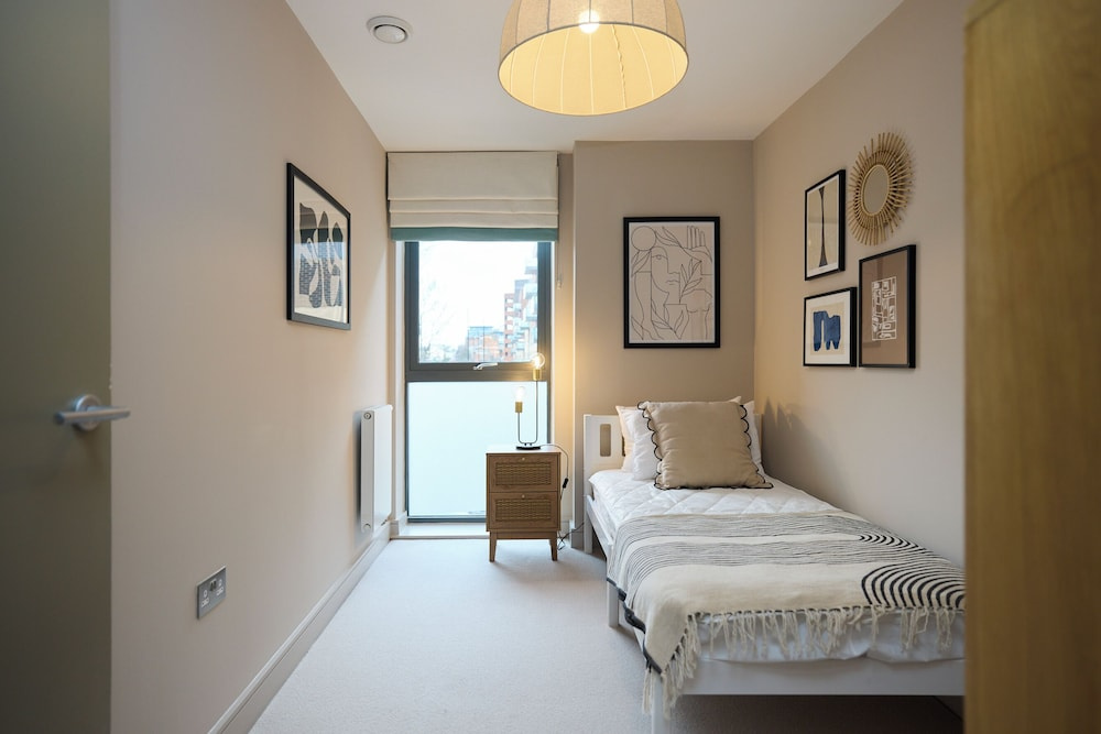 The Penny Court Apartment