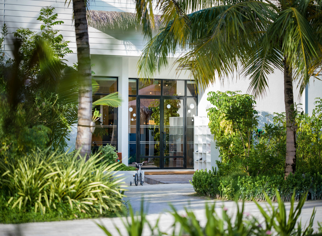 Hilton Maldives Amingiri Resort & Spa