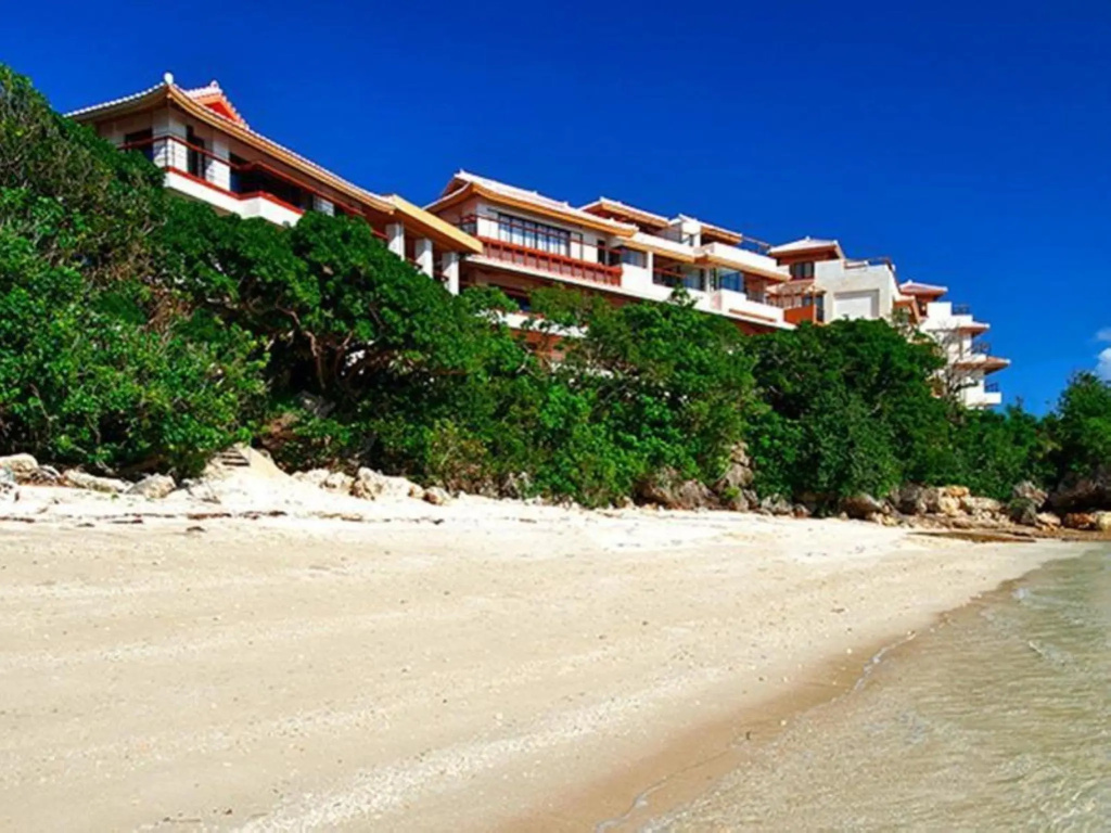 Beach & Waterfront