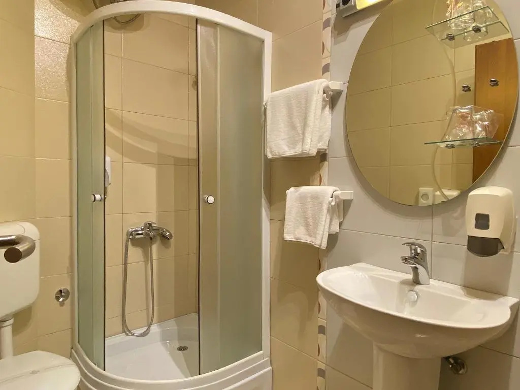 Standard Double room (twin beds)