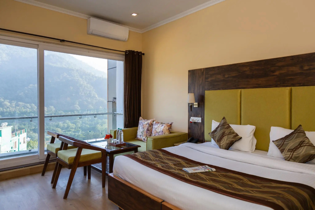 Superior room
