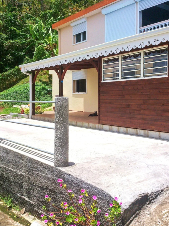 Apartment With one Bedroom in Rivière-pilote, With Enclosed Garden and
