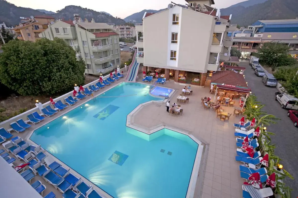 Hotel photo 13