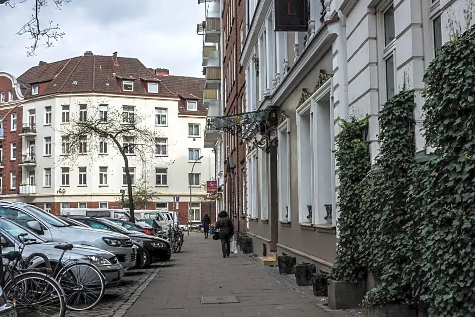 Hotel photo 12