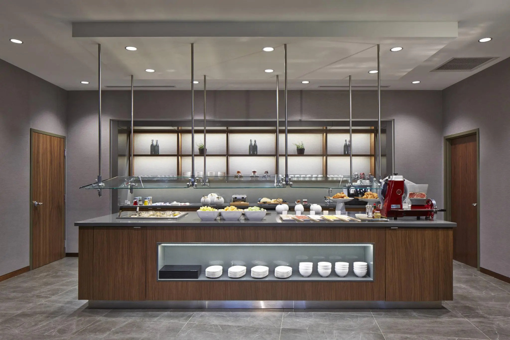 Lobby & Reception