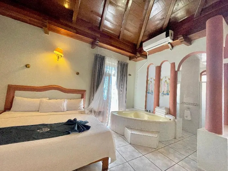 Premium Suite with balcony
