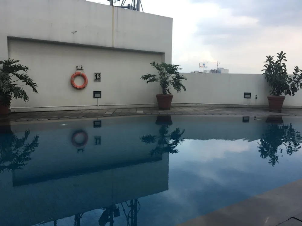 Comfort Living 2Br At Braga City Walk Apartment