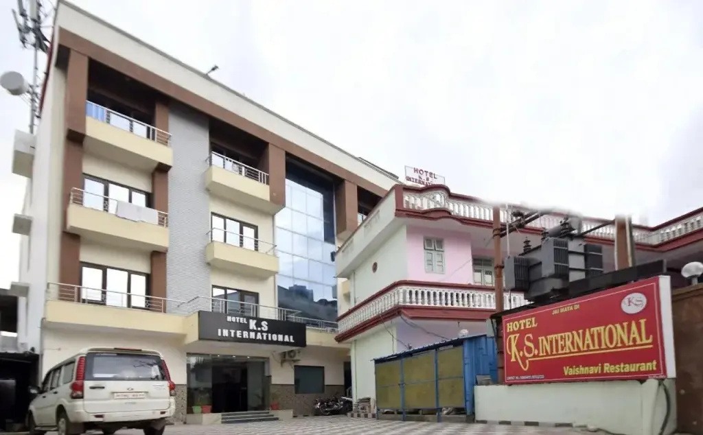 Hotel KS International by OYO Rooms