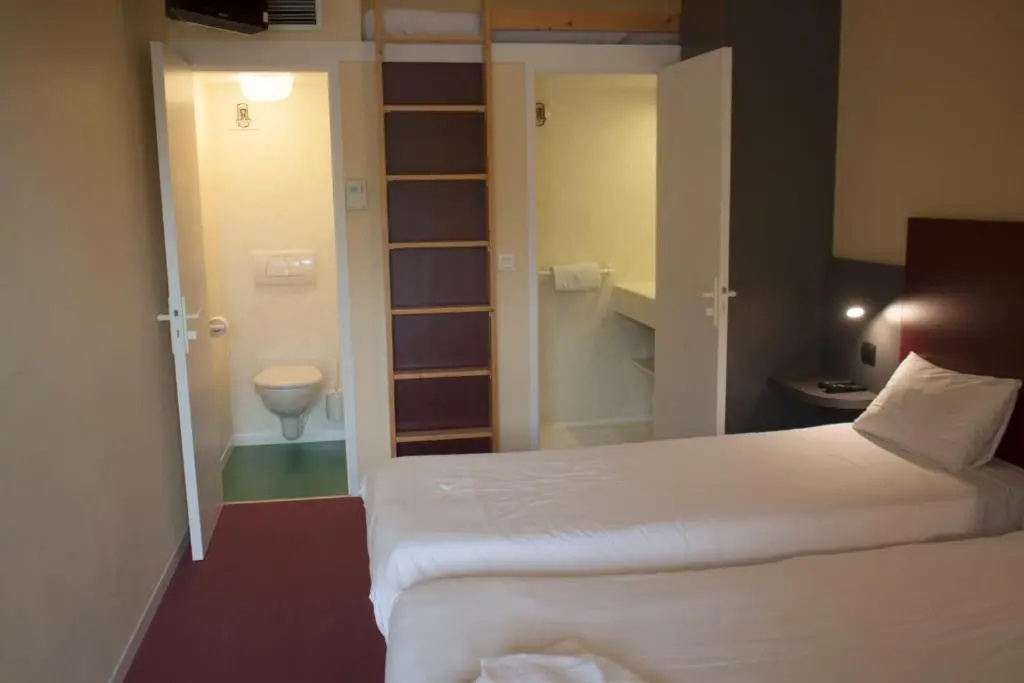 Standard room