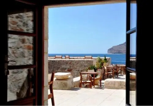 Beach & Waterfront