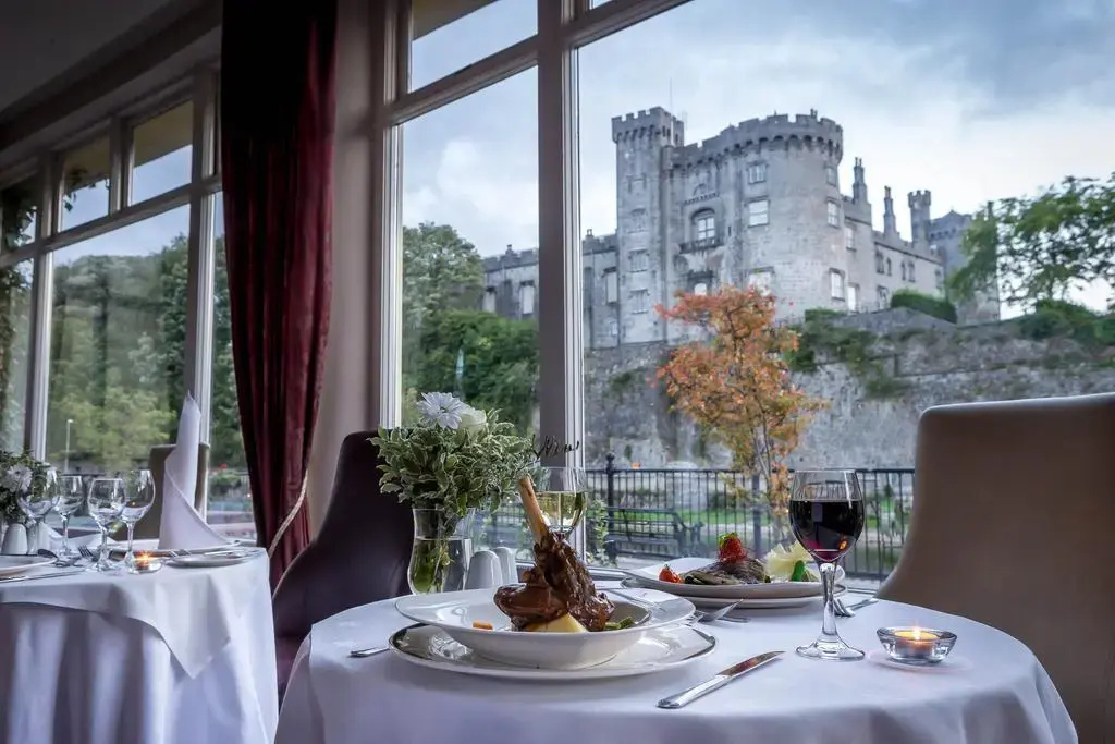 Kilkenny River Court - Général