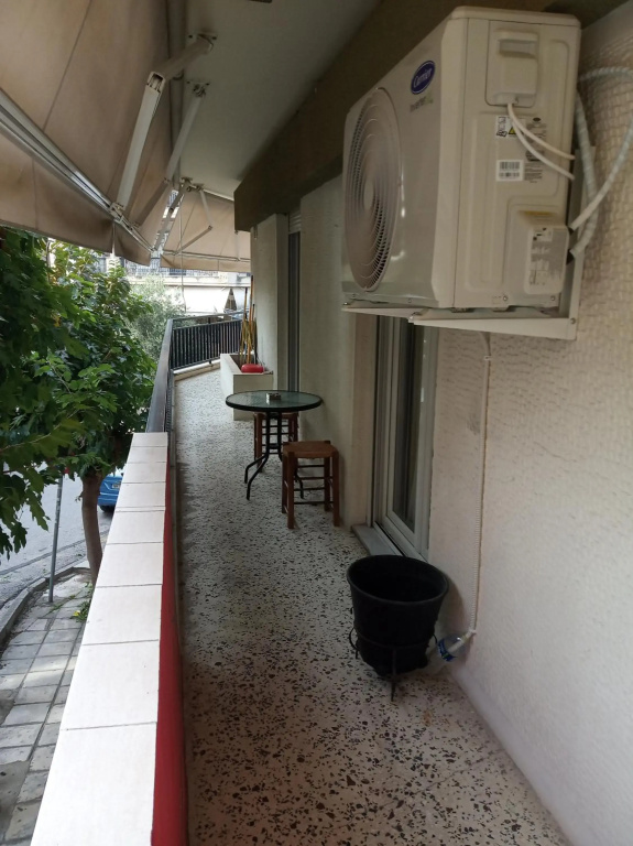 Spacious Cosy Apt (up to 5 guests)