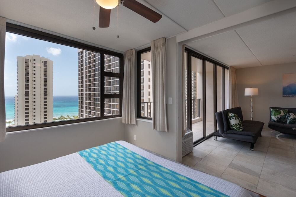 Aston at the Waikiki Banyan by null