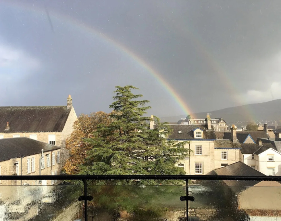 Central Kendal Deluxe