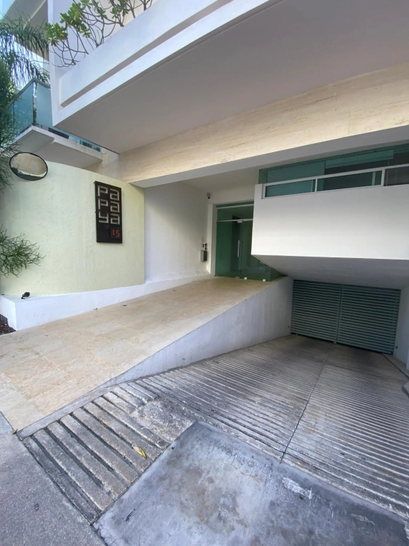 Prime 1 Bedroom Condo in Historic Downtown Playa del Carmen