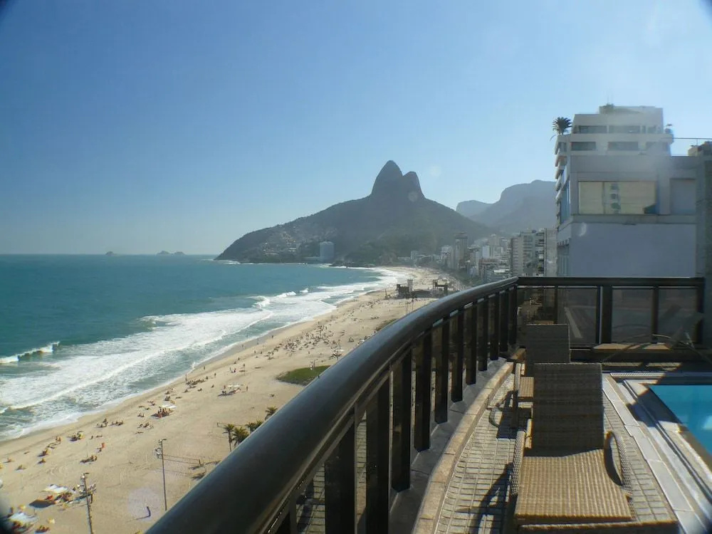 Beach & Waterfront